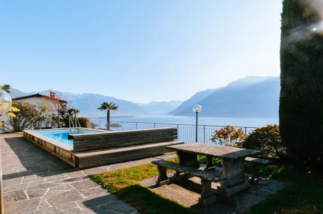3.5 Zimmer Reihenfamilienhaus, 6614 Brissago
