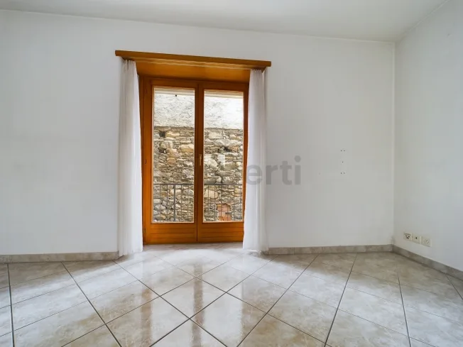 14 Zimmer Einfamilienhaus, 6616 Losone