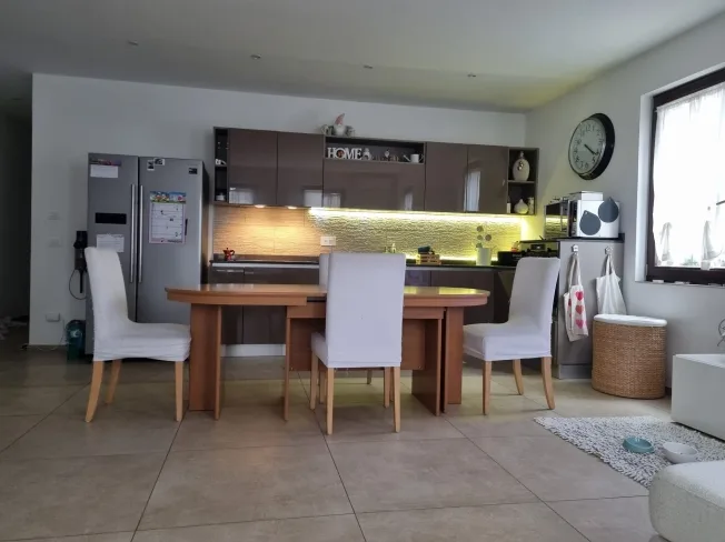 3.5 Zimmer Wohnung, 6877 Coldrerio
