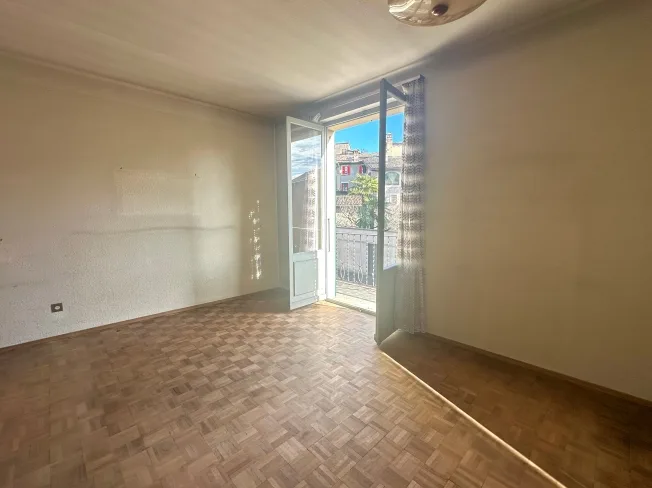 7.5 Zimmer Einfamilienhaus, 6944 Cureglia