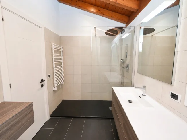 4.5 Zimmer Villa, 6948 Porza