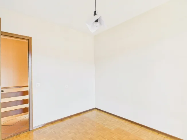 6.5 Zimmer Villa, 6964 Davesco-Soragno