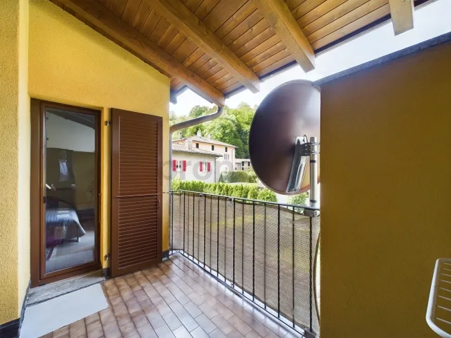 4.5 Zimmer Reihenfamilienhaus, 6987 Caslano