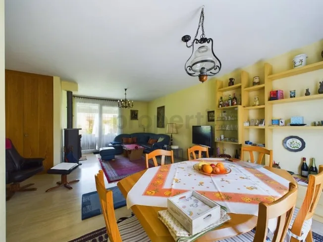 4.5 Zimmer Reihenfamilienhaus, 6987 Caslano