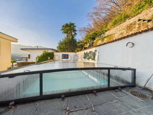 5.5 Zimmer Villa, 6987 Caslano