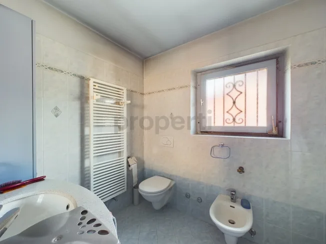 7.5 Zimmer Einfamilienhaus, 6987 Caslano