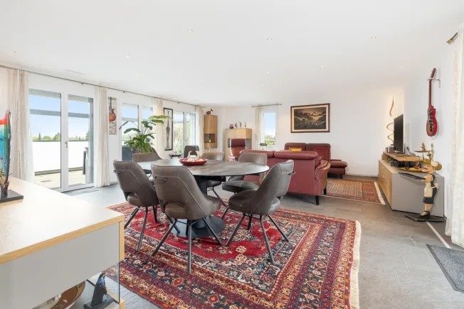 4.5 Zimmer Attikawohnung, 8152 Glattbrugg