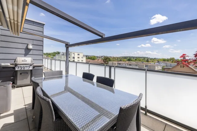 4.5 Zimmer Attikawohnung, 8152 Glattbrugg