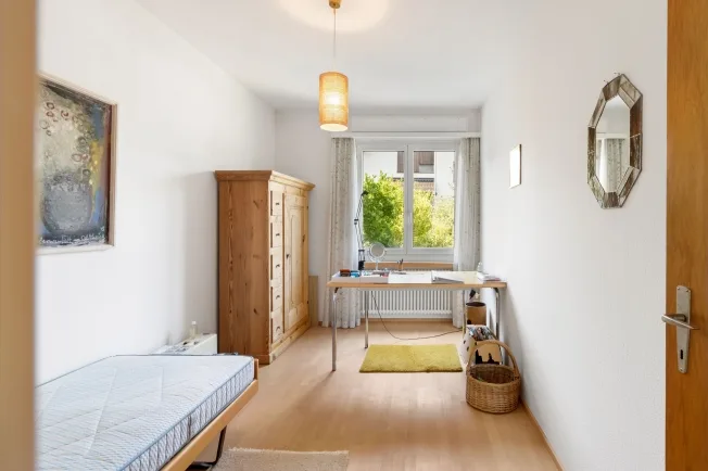6 Zimmer Einfamilienhaus, 8483 Kollbrunn