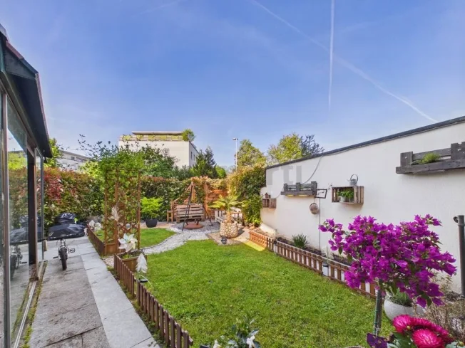 4 Zimmer Wohnung, 8602 Wangen ZH