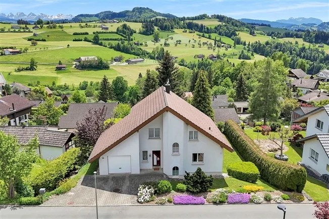 4.5 Zimmer Einfamilienhaus in Oberhelfenschwil – foto 3 di 20