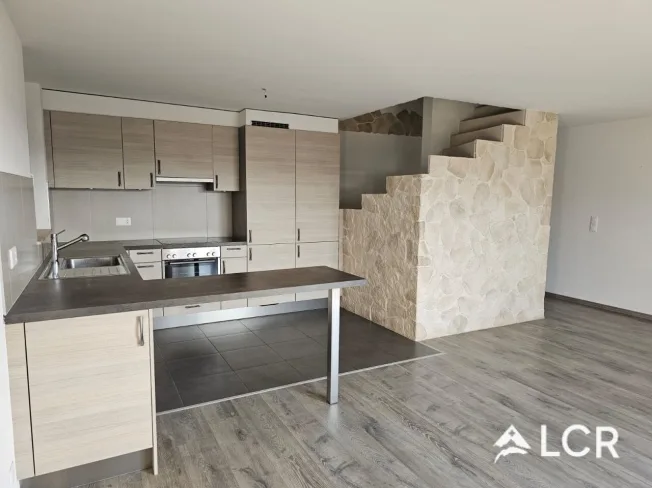 6 Zimmer Wohnung, 1446 Baulmes