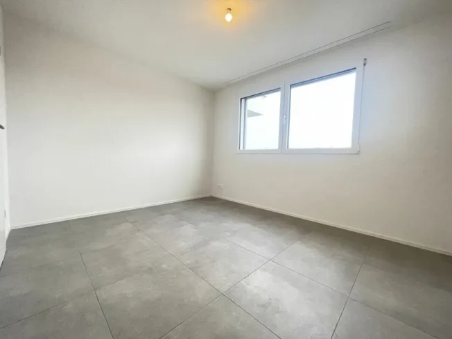 3.5 Zimmer Wohnung, 1786 Sugiez