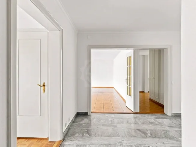 5 Zimmer Wohnung, 1206 Genève