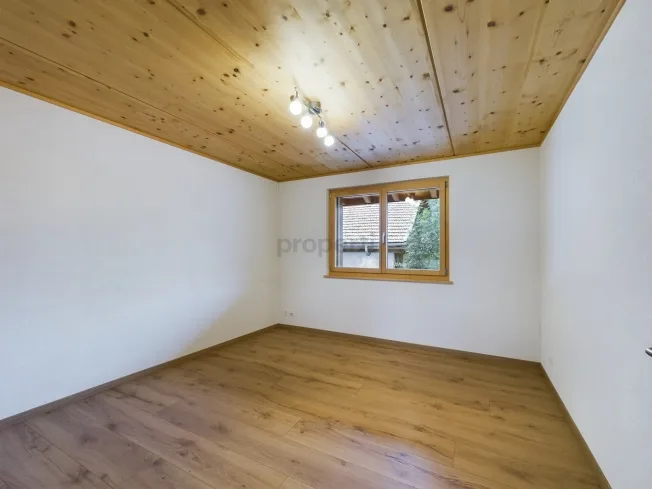 5.5 Zimmer Wohnung, 1656 Jaun