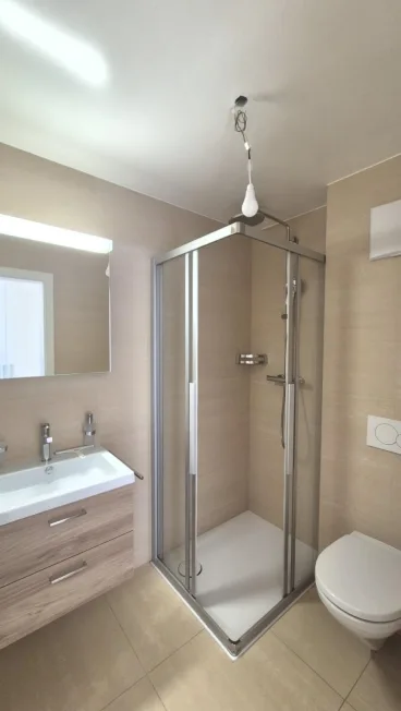 5 Zimmer Wohnung, 1276 Gingins