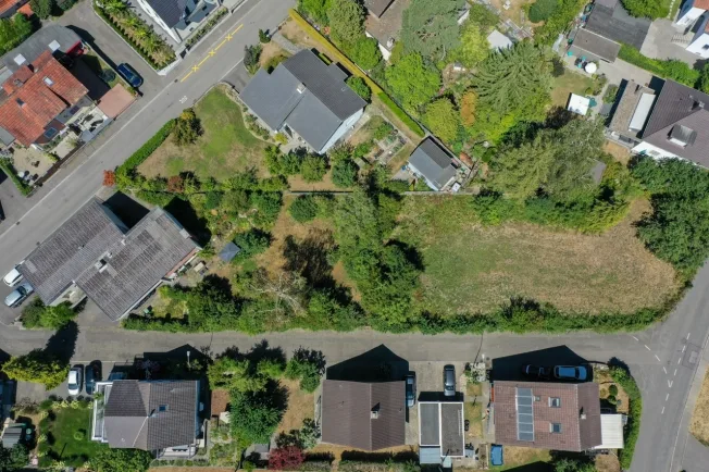 Renovationsobjekt mit Potential für Zweifamilien- oder Wohngewerbehaus – Foto 17 von 18