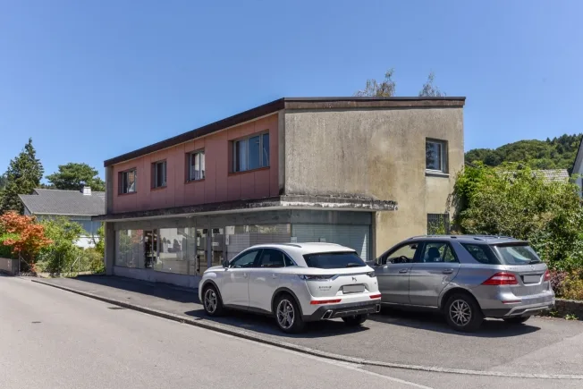 Renovationsobjekt mit Potential für Zweifamilien- oder Wohngewerbehaus – Foto 4 von 18