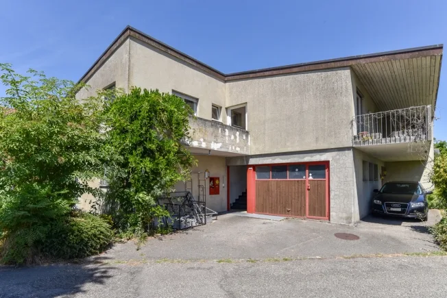 Renovationsobjekt mit Potential für Zweifamilien- oder Wohngewerbehaus – Foto 12 von 18