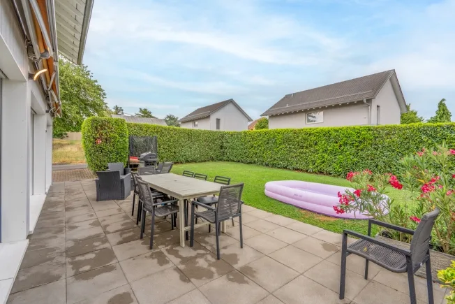 6.5 Zimmer Einfamilienhaus in Chavornay – Foto 2 von 12