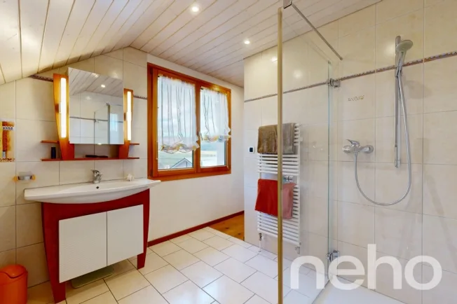 7 Zimmer Einfamilienhaus in Chézard-St-Martin – Foto 10 von 13