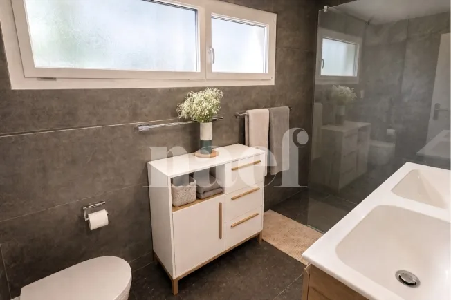 4.5 Zimmer Einfamilienhaus in La Chaux-de-Fonds – foto 9 di 11