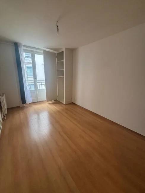 2 Zimmer Wohnung in Genève – Foto 3 von 4