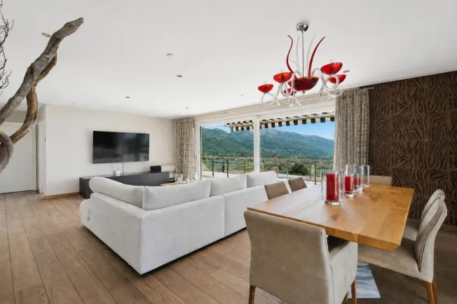 Duplex mit Villencharme und atemberaubendem Blick auf den See – Foto 18 von 26