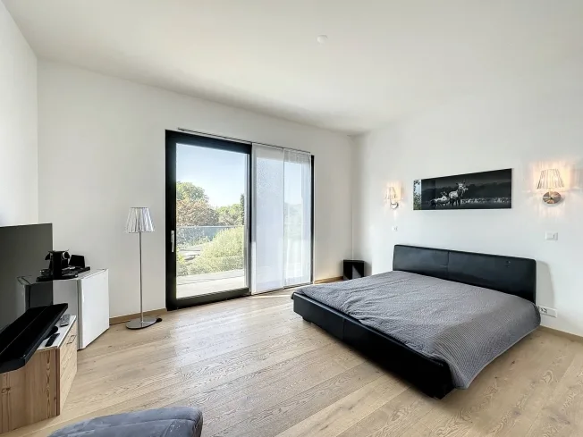 5.5 Zimmer Villa in Montreux – photo 8 of 11