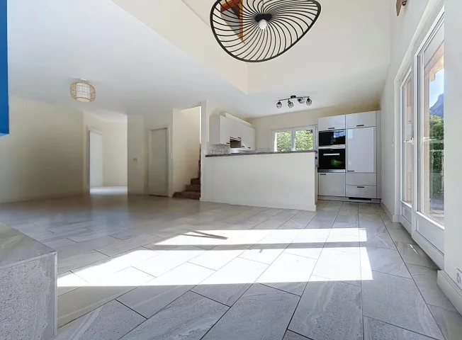 5.5 Zimmer Villa in Bramois – Foto 2 von 33