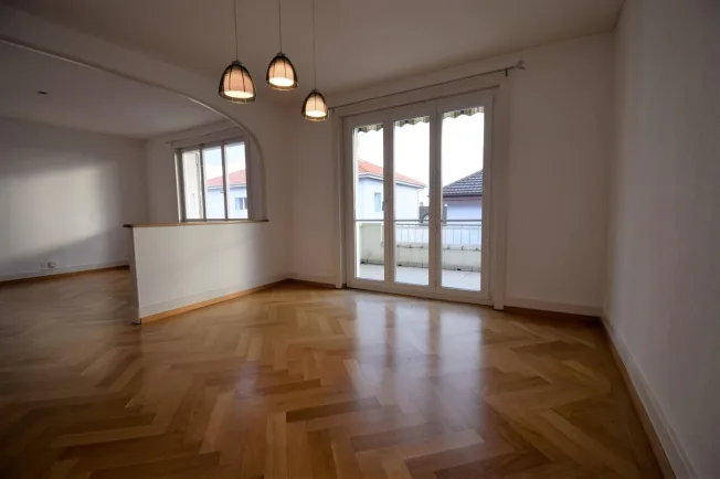 5 Zimmer Wohnung in Peseux – Foto 2 von 9