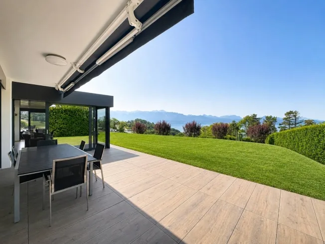 High-standard apartment of over 360 m2 with a view of the lake – photo 17 of 26