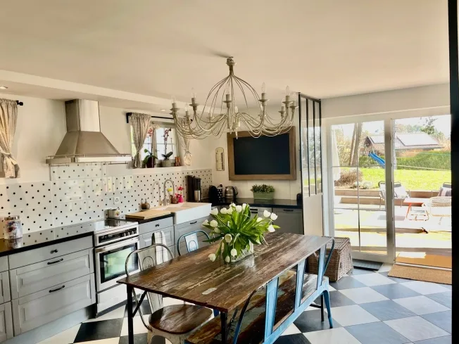 7 Zimmer Einfamilienhaus in Gingins – Foto 3 von 7