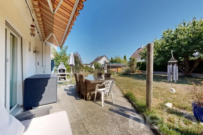 4.5 Zimmer Einfamilienhaus in Rümlang – Foto 3 von 12