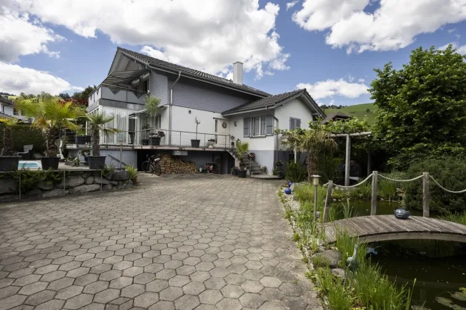 Charming single-family house with apartment – photo 12 of 13