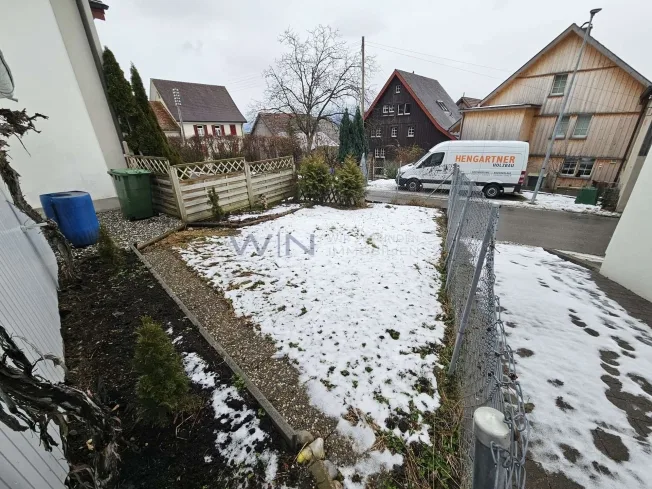 Old building charm with mountain view and private garden – photo 13 of 13