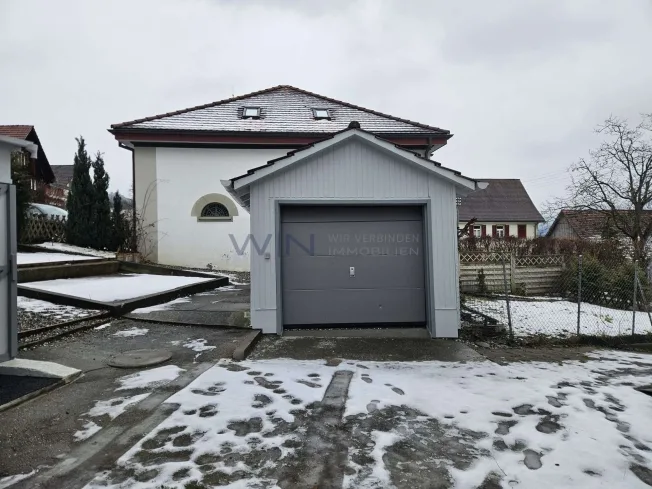 Old building charm with mountain view and private garden – photo 11 of 13