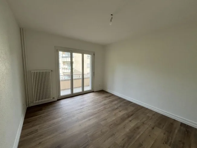 3 Zimmer Wohnung in Le Locle – Foto 3 von 8