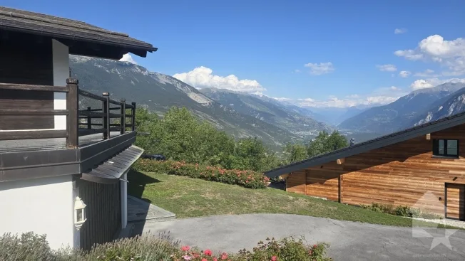 4.5 Zimmer Chalet in Randogne – foto 4 di 20