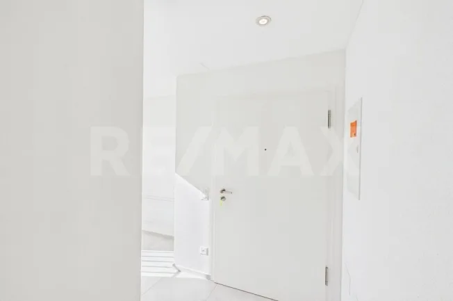 4.5 Zimmer Attikawohnung in Gorduno – Foto 3 von 13