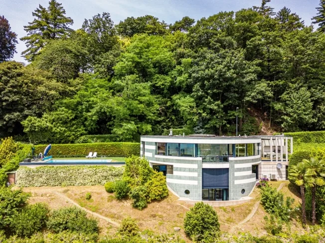 6 Zimmer Villa in Lugano – Foto 2 von 19