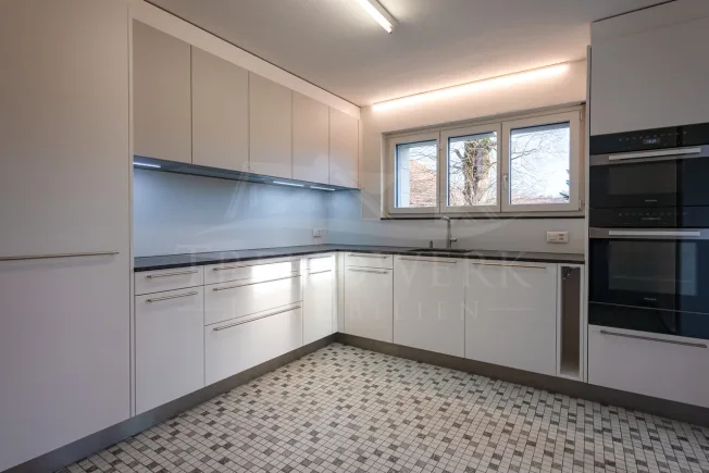 Maison individuelle de 6 pièces, calme et lumineuse à Ueberstorf