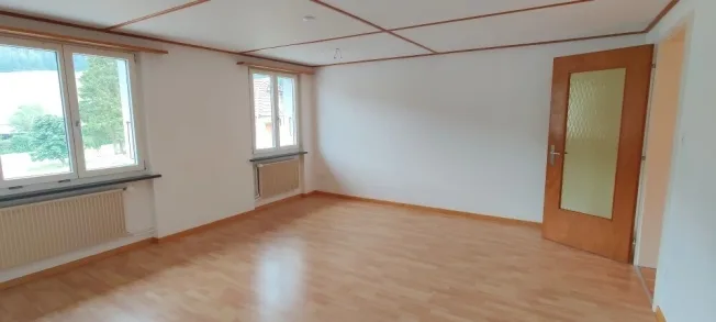 3.5 Zimmer Wohnung, 4716 Welschenrohr