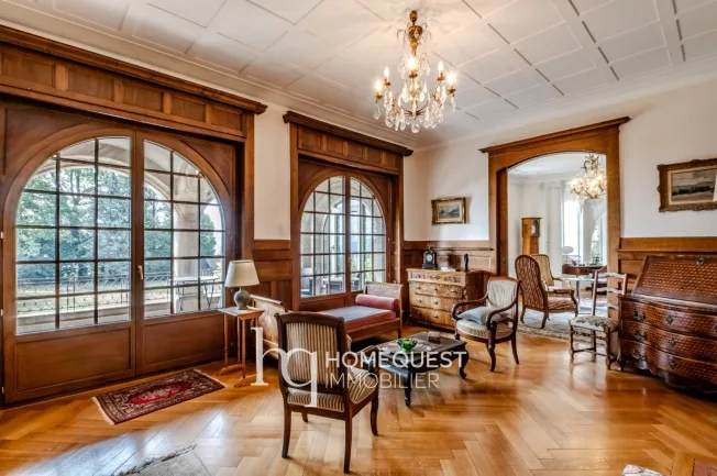 12 Zimmer Einfamilienhaus in Lausanne – foto 3 di 10