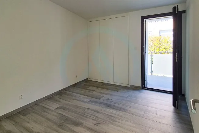 Magnifica villa bifamiliare con vista sulle montagne nelle alture di Sion – foto 26 di 26