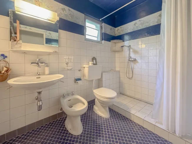 6.5 Zimmer Einfamilienhaus in Bullet – foto 20 di 20