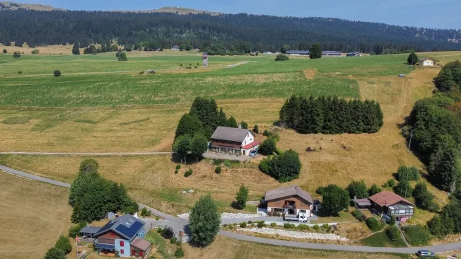 6.5 Zimmer Einfamilienhaus in Bullet – foto 5 di 20