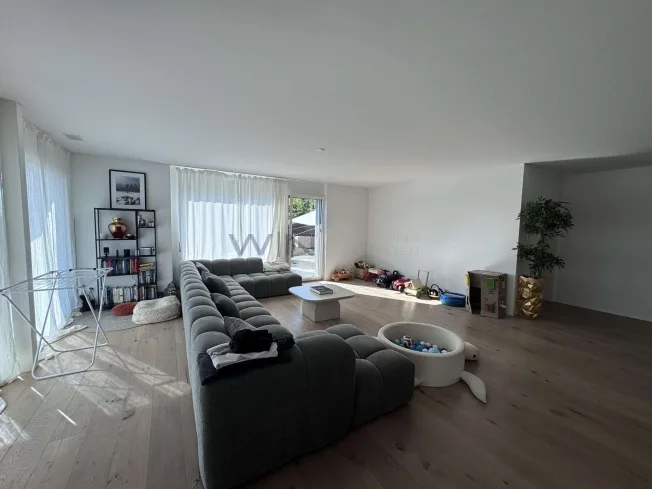 5.5 Zimmer Wohnung in Forch – foto 2 di 12
