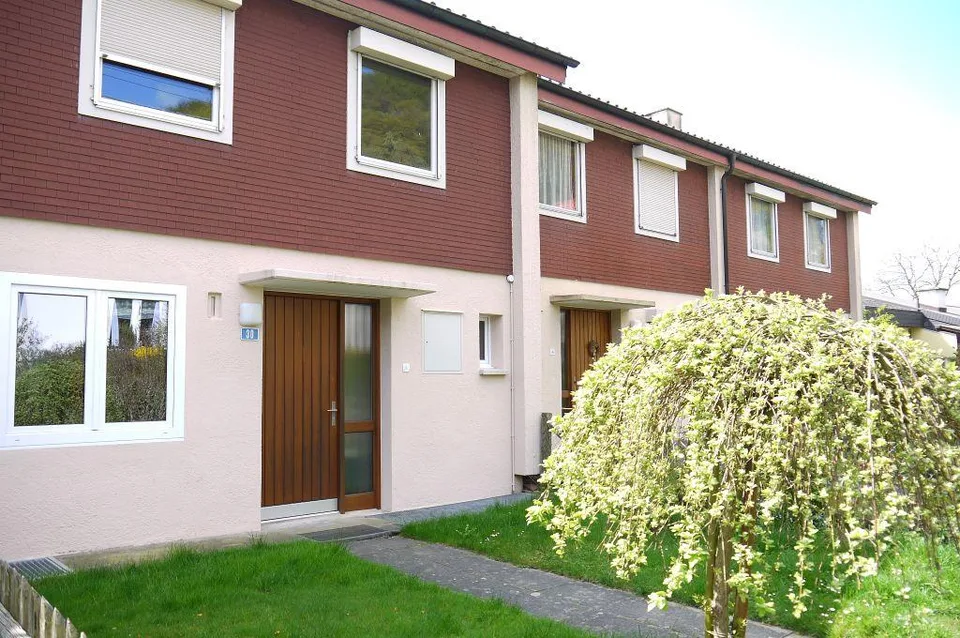 5.5 Zimmer Reihenfamilienhaus in Beringen – Foto 6 von 8