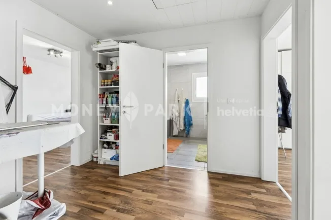 5.5 Zimmer Doppeleinfamilienhaus in Le Bouveret – photo 11 of 14